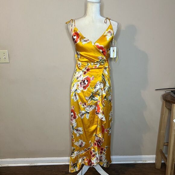 NWOT ASTR The Label Floral Satin Wrap Dress - Picture 2 of 8